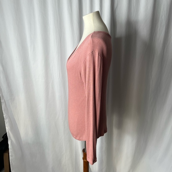 Project Social T Mauve V-neck Ribbed Knit V-neck Top - Large - Picture 3 of 6